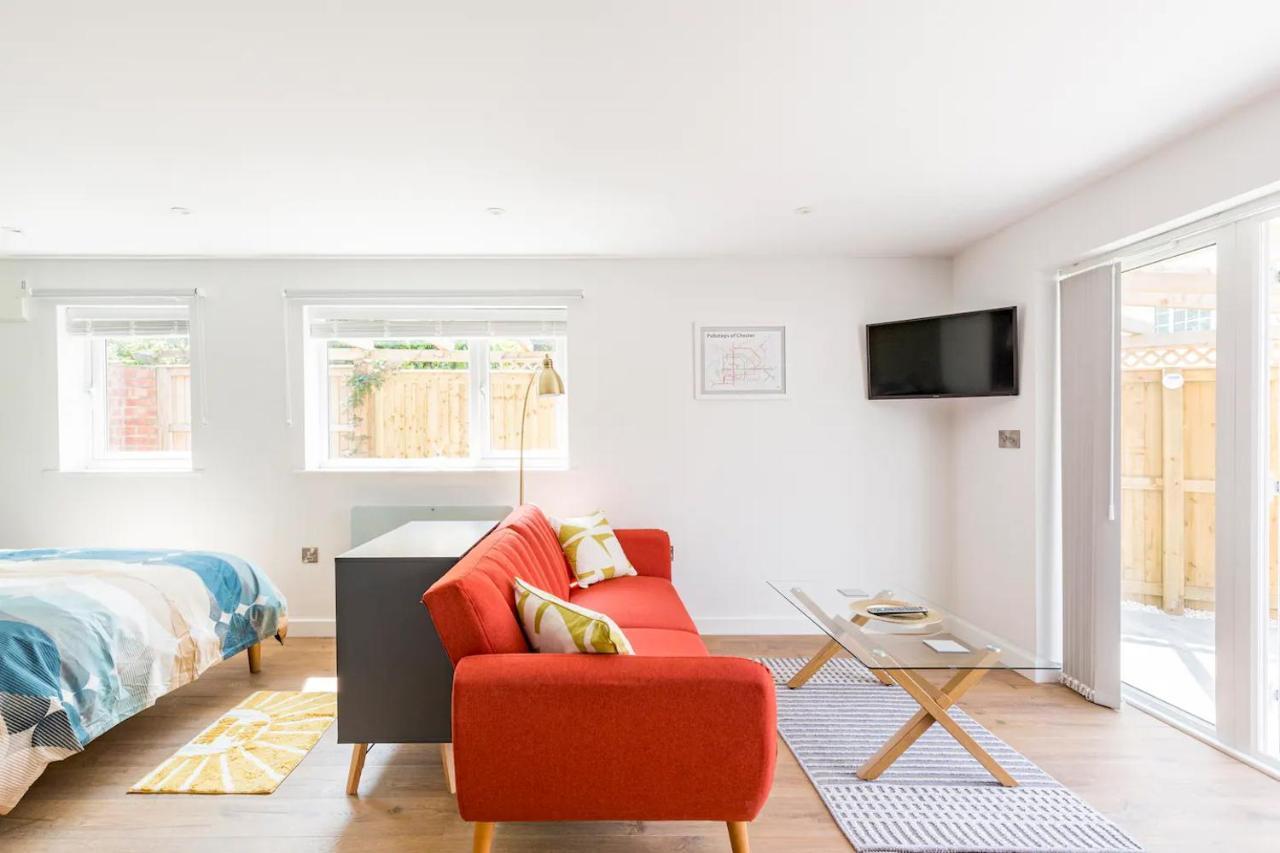 Charming Chester Studio With Private Garden & Free Parking Luaran gambar